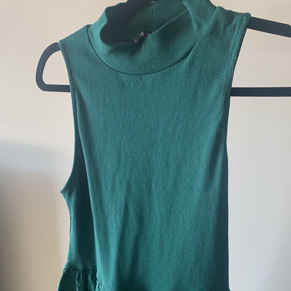 Perkin dress from Zara - Picture 2 of 3